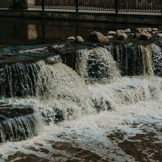  Betydelige kostnader knyttet til flom- og skredhendelser 